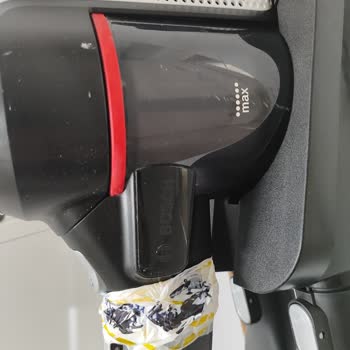 Bosch Dik Süpürge Plastik Parçalarının Erken Kırılması Ve Garanti Dışı Servis