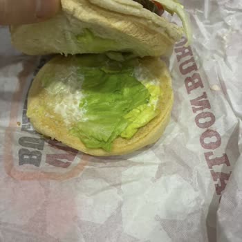 İki Kat Köfteli Hamburger Tek Kat Köfte Geldi, İade Talebim Yanıtsız