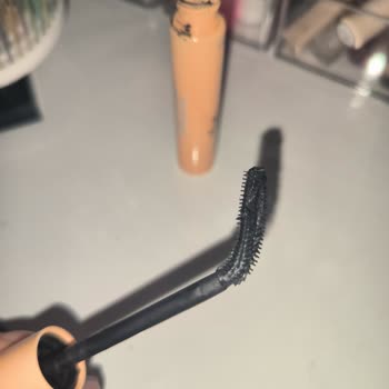 Kusurlu Fırça Sebebiyle Golden Rose Prestige Black Curl Maskara Değişim Talebi