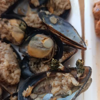 Migros Yemek'te Bozuk Midyeler Sağlık Riski Oluşturuyor