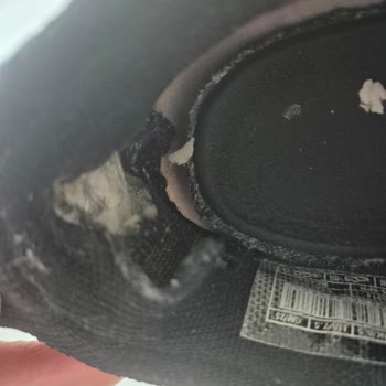 Erken Topuk Yırtıklarıyla Karşılaşılan Lumberjack Ayakkabısında Kullanıcı Hatası İddiası