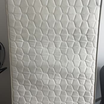 Zero Stres Yatağının Çökmesi Ve Bayinin İlgisiz Tutumu