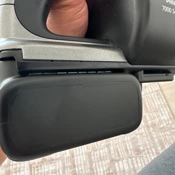 Philips XC7053 Dikey Süpürgede Boru Bağlantısı Kırılması Ve Batarya Ağırlığından Kayma Sorunu