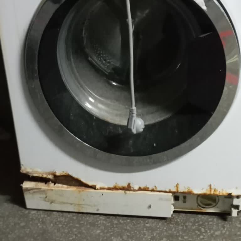 Arçelik CMK 10143 Piyano Serisi Çamaşır Makinesinin Kasa Çürümesi Ve Garantisiz Servis Reddi