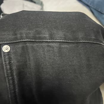 Renk Atması Yaşadığım Jean Ve Tişört İçin Değişim Talebim