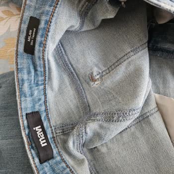 Kısa Sürede Aşınan Kot Pantolon Ve Üretim Kalite Sorunu