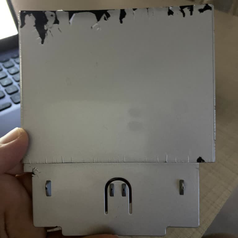 Philips Lattego Kahve Makinesinin Atık Haznesi Koruyucusunun Jelatini Soyulmuş Ve Değişim Talebi