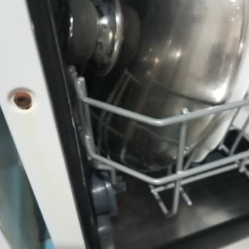 Hoover Çamaşır Ve Bulaşık Makinelerinde Paslanma Ve Çürüme Şikayeti