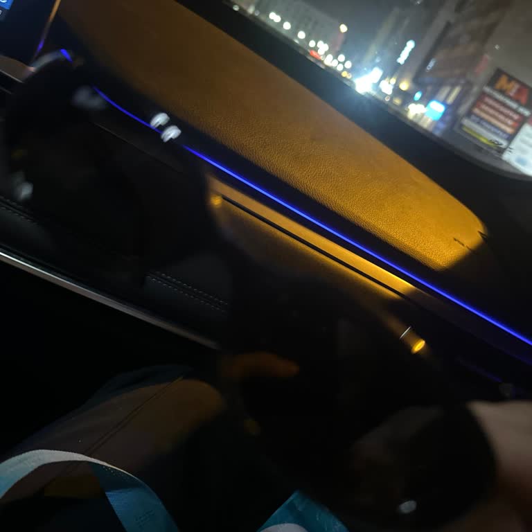 Rayban Gözlüğünün Sapı Kırıldı Ve Mağaza İlgisiz Davranıyor