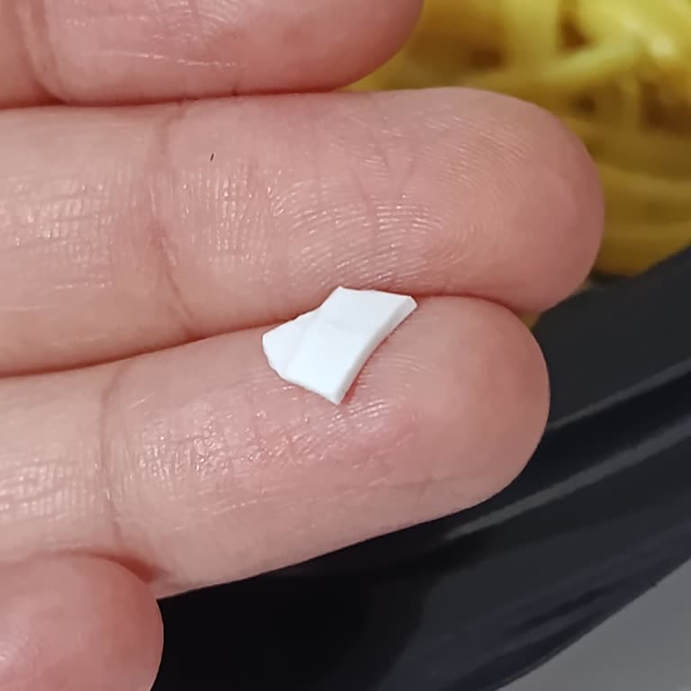 Tavuk Yemeğinde Çocuğuma Boğazı Tıkayan Plastik Parça Ve Cevapsız Şikayet