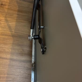 Kelebek Mobilya Genç Odası Takımının Parçalanması Ücretsiz Onarım Talebi