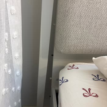 Kelebek Mobilya Genç Odası Takımının Parçalanması Ücretsiz Onarım Talebi