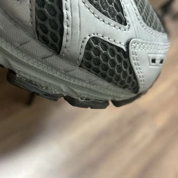 İkinci El Görünümdeki Spor Ayakkabının Teslimatı Ve İade Reddi