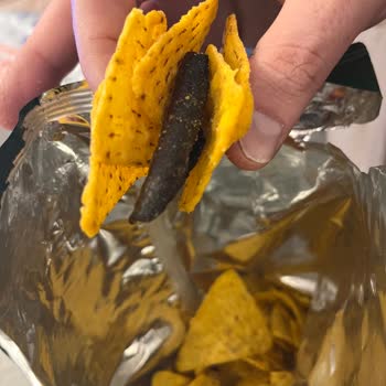 Migros Patates Cipsinde Yanmış Yabancı Cisim Bulundu