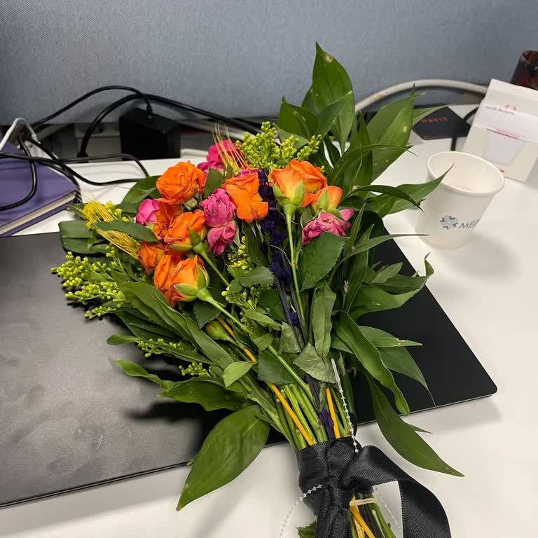 Lilyana Flowers'da Görseliyle Uyumsuz, Eksik Buket Ve Cevapsız Şikayet