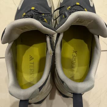 Adidas Terrex Ayakkabısında Yırtılma Ve Tüylenme, Değişim Veya İade İsteği