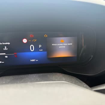 Opel Combo XL 2025 Modelinde Tekrarlayan Motor Arıza Işığı Ve Araç Değişim Talebi