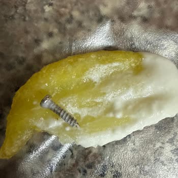 Yoğurttan Çıkan Vida Çocuğumu Tehlikeye Attı