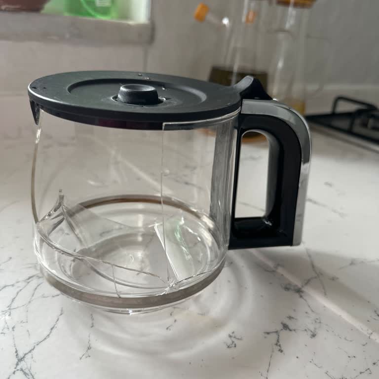 Cam Pot Kırılan Karaca Çaycıda Yedek Parça Mağazadan Temin Edilemiyor, Trendyol’da Çok Daha Pahalı