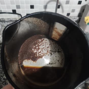 Asude Hanım Kahvesinde Özpaş’ta Telve Dibe Çökmesi Ve Koku Eksikliği Güveni Sarsıyor