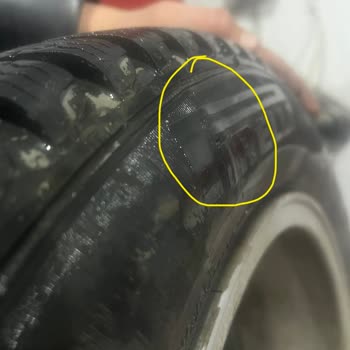 Kısa Sürede Patlayan Pirelli Kış Lastiği İçin Garanti Ve İade Talebi