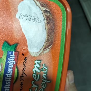 Tahsildaroğlu Krem Peyniri Sıvı Kıvamda Çıktı, Sağlığımı Tehlikeye Attı