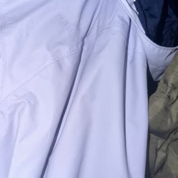 Garaj Günlerinde Alınan Columbia Montunda Tüylenme Ve Garanti Reddi