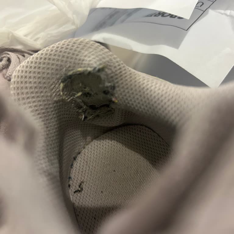 Nike Ayakkabısının Plastik Parçası İki Ayda Deforme Oldu, Değişim Talebi Reddedildi