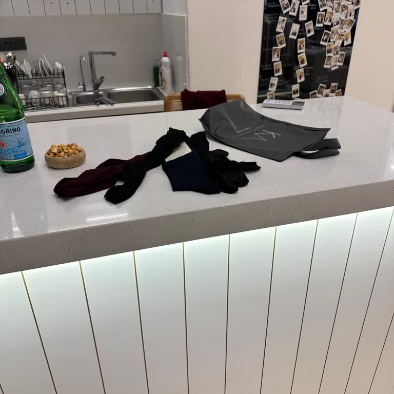 Soket Çorapların Bozulması Ve İade Reddiyle Karşılaşılan Kaba Personel Tutumu