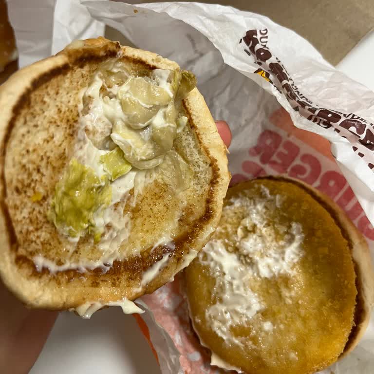 Burger King İslambey Şubesinde Çürük Malzemeler Ve Soğuk Sipariş İçin Tam İade Talebi