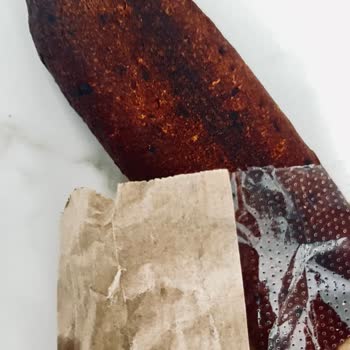 Yanmış Baget Ekmek Satışı İçin Özür Ve Telafi Talebi