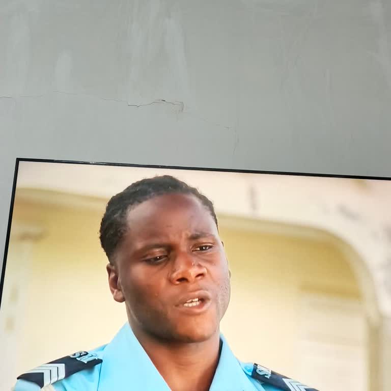 D-Smart Film Kanallarında Altyazılar Üst Üste Binerek Okunamaz Hale Geldi