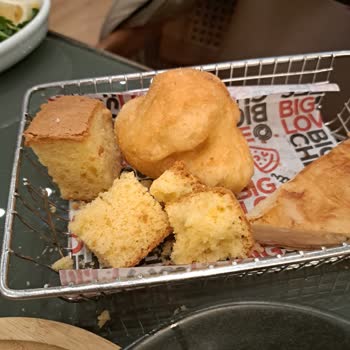 Hilltown Şubesinde Bayat Kahvaltı Ve Güvenlik Riski