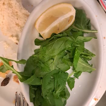 Hilltown Şubesinde Bayat Kahvaltı Ve Güvenlik Riski