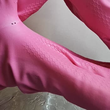 Parex Pembe Bulaşık Eldiveni Kısa Sürede Delindi Ve Dayanıklılığı Sorgulanıyor