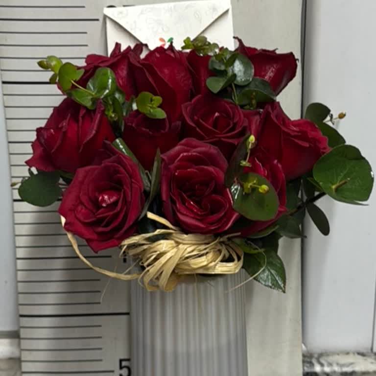 Görseliyle Uyumsuz Çiçek Ve Vazo, İade Talebi