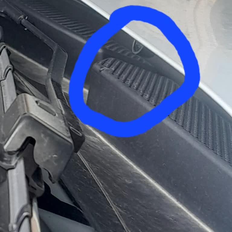 Ford Custom'da Üretim Hataları Ve Servis Kayıt Reddi