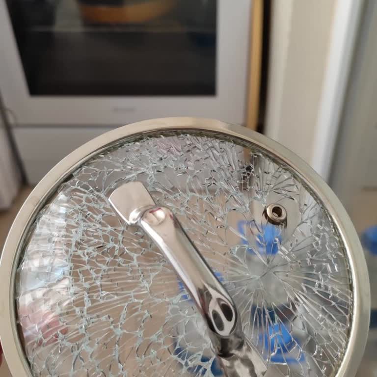 Madame Coco Çelik Tencere Kapağının Kendiliğinden Patlaması Güvenlik Endişesi