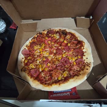 Dominos Pizza Şubesinde Sos Eksikliği, İnce Ve Soğuk Pizza Şikayeti