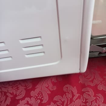 Hasarlı Mini Fırın Ve Başkasına Ait Evrakla İade Sorunu