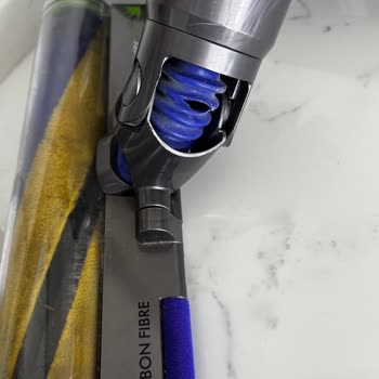 Dyson V15 Süpürge Hortumu Yırtıldı, Garanti Dışı Reddedildi