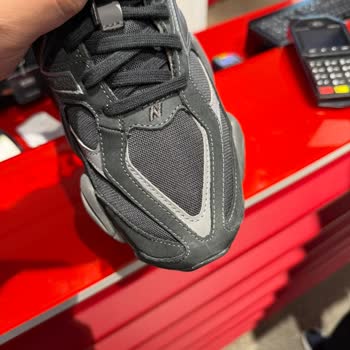 Yeni Alınan New Balance Ayakkabısının Kısa Sürede Deforme Olması Ve İade Talebi