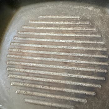 Karaca'da 10 Yıllık Garanti Verilen Tavalarda Pas Ve Soyulma, 3 Ay Bekleme