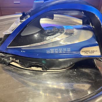 Tefal Ütüsünde Duman Çıkması Ve Yangın Tehlikesi