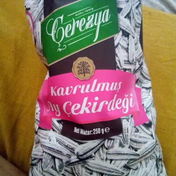 A101 Ortaca Dalyan Şubesinde Çerezya Yanmış Çekirdekli Ay Çekirdeği Satışı