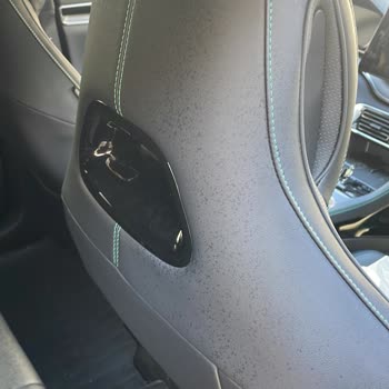 Servis Sonrası Koltuk Döşemelerinde Kir Ve Lekeler Çözüm Talebi