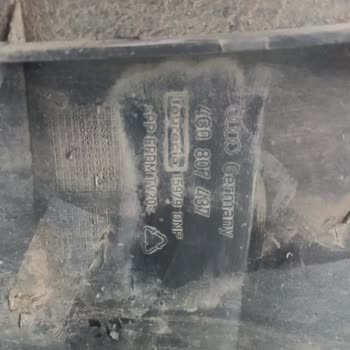 Orijinal Farlar Gecikti Ve Bozulmuş Şekilde Geri Döndü