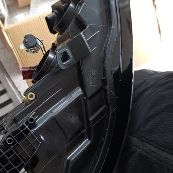 Orijinal Farlar Gecikti Ve Bozulmuş Şekilde Geri Döndü