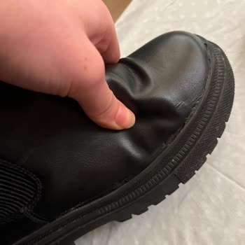 Us Polo Botta Tekrarlayan Deri Çatlamaları Ve Mağaza İlgisizliği Nedeniyle İade Talebi