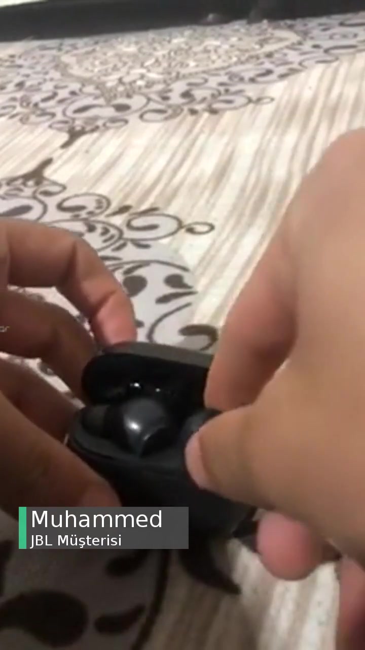 JBL Sol Taraf Kulaklığım Şarj Almıyor! videonun kapak resmi